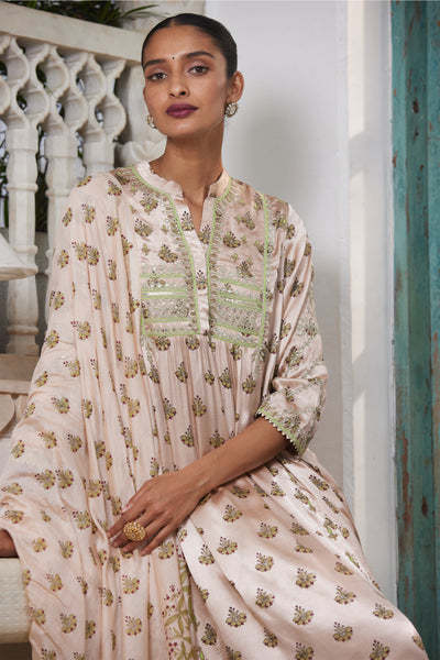 Anita Dongre Ekan Suit Set Blush festive indian designer wear online shopping melange singapore