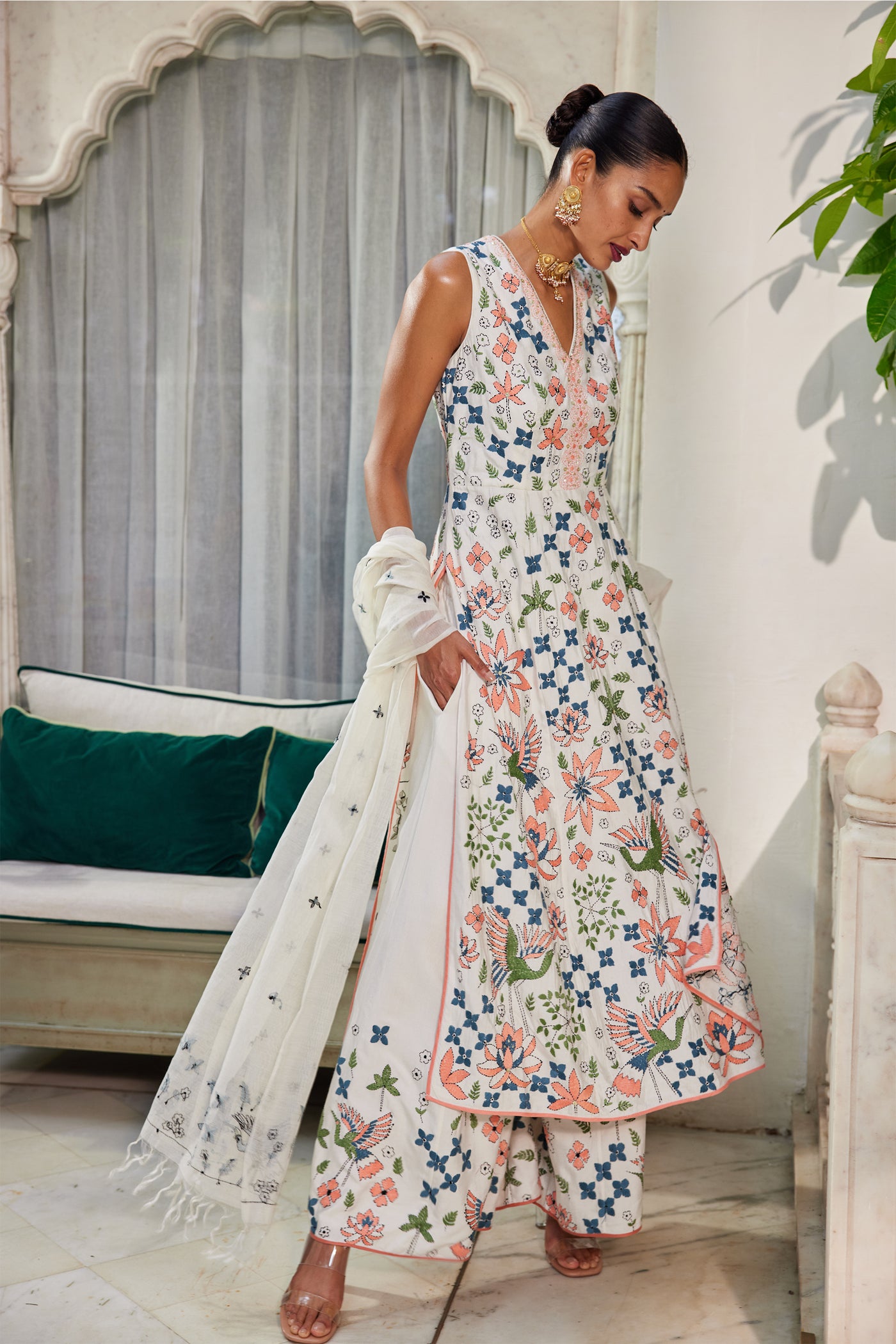 Anita Dongre Svaha Suit Set White festive indian designer wear online shopping melange singapore 