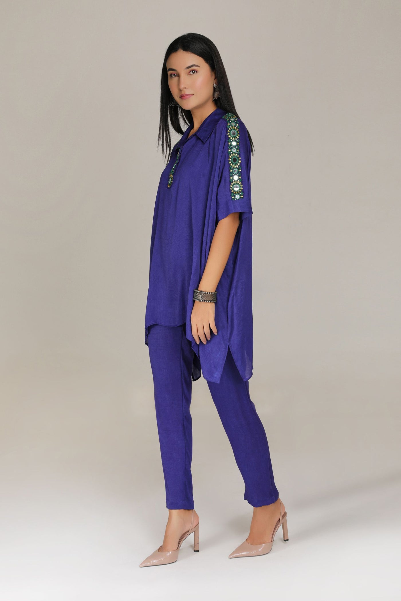 Aneehka Purple Shisheh Shirt Kaftan with Pants indian designer wear online shopping melange singapore