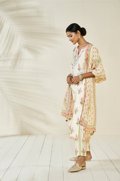 Anita Dongre Kunika Set Natural festive indian designer wear online shopping melange singapore