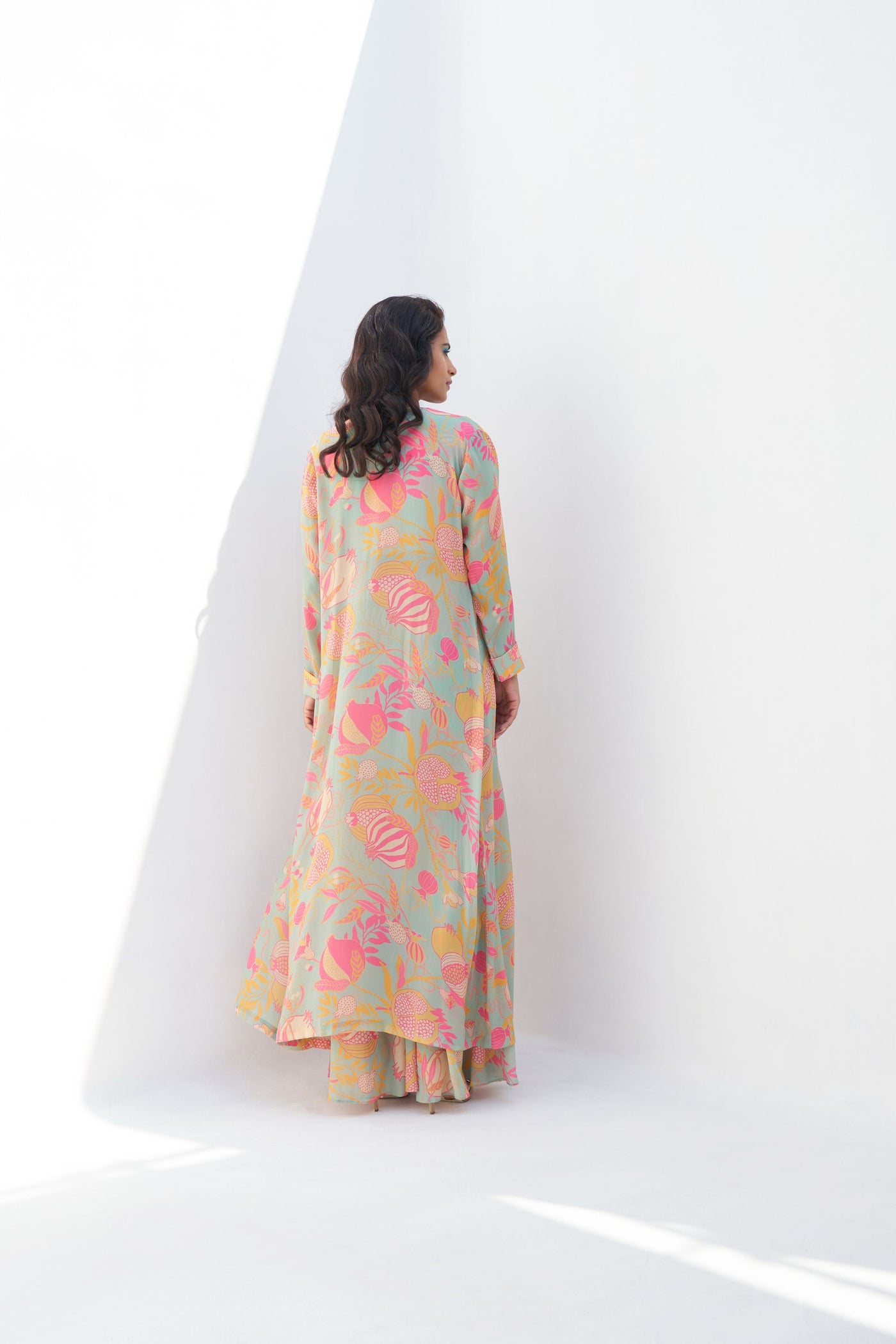 Archana Shah Green Pomo Jacket Set With Zari Blouse indian designer wear online shopping melange singapore