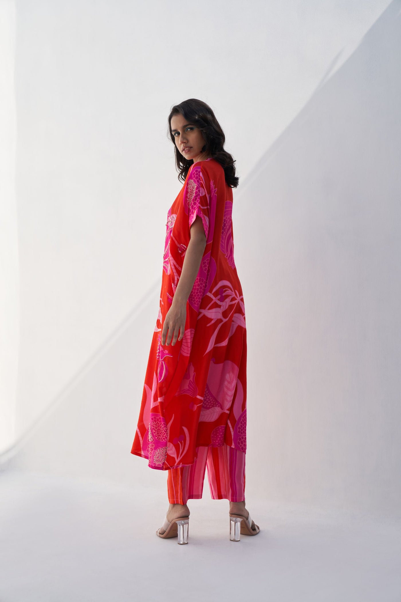 Archana Shah Red Pomo Oversize Kurta Set indian designer wear online shopping melange singapore