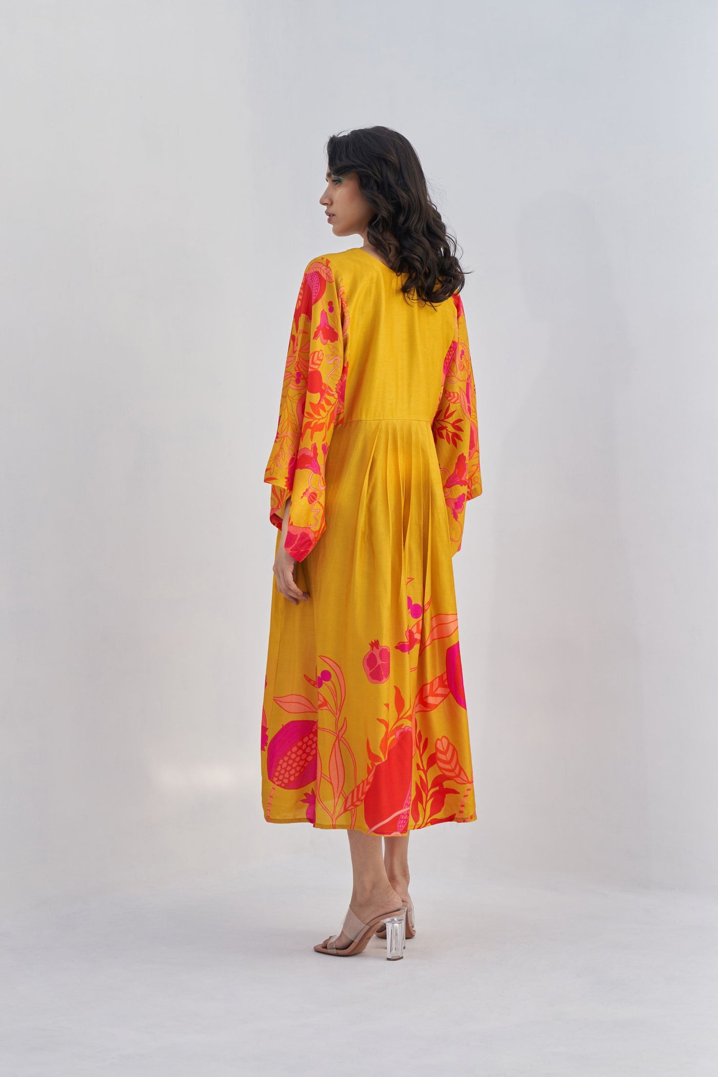 Archana Shah Yellow Pomo Kimono Maxi With BIg Buta indian designer wear online shopping melange singapore