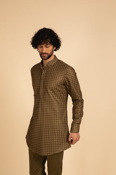 Arjan dugal Arrow Shape Silk Thread Embroidery On Kurta Set Olive festive indian designer menswear online shopping melange singapore