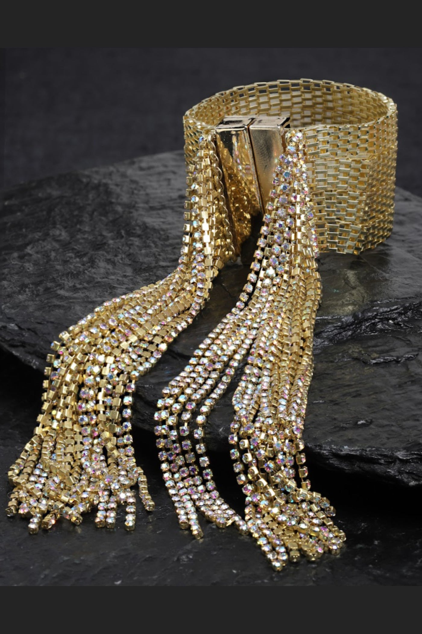 Bijoux by Priya Chandna Golden Lush Chain Bracelet jewellery indian designer wear online shopping melange singapore