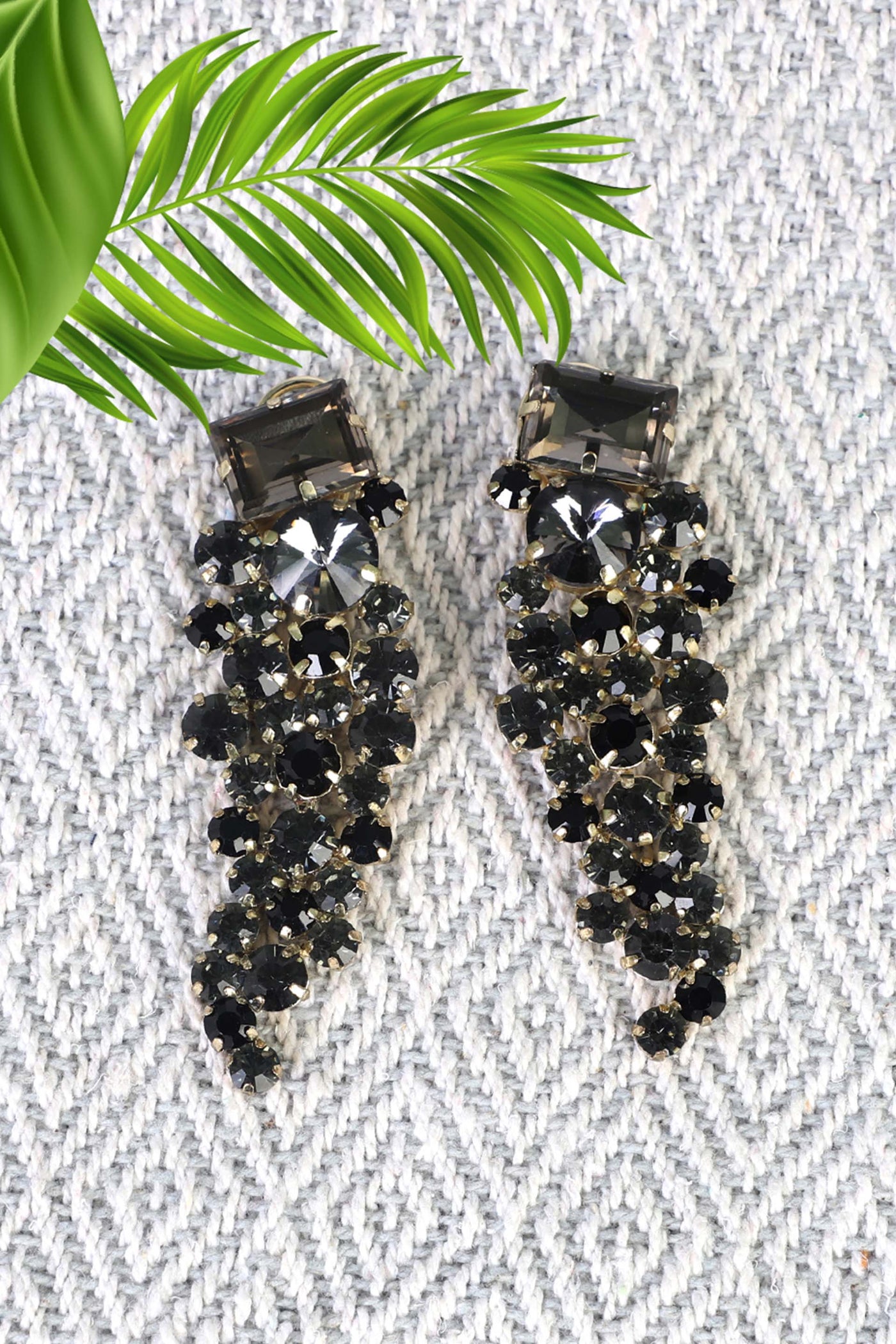 bijoux by priya chandna Grapevine Crystal earrings in Black fashion jewellery online shopping melange singapore indian designer wear