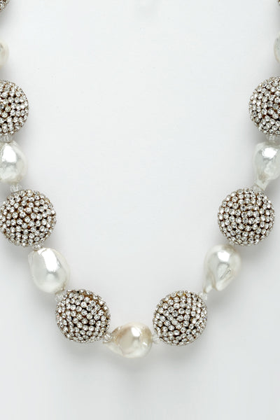 Bijoux by priya chandna Resin And Baroque Pearl Necklace In White fashion imitation jewellery  indian designer wear online shopping melange singapore