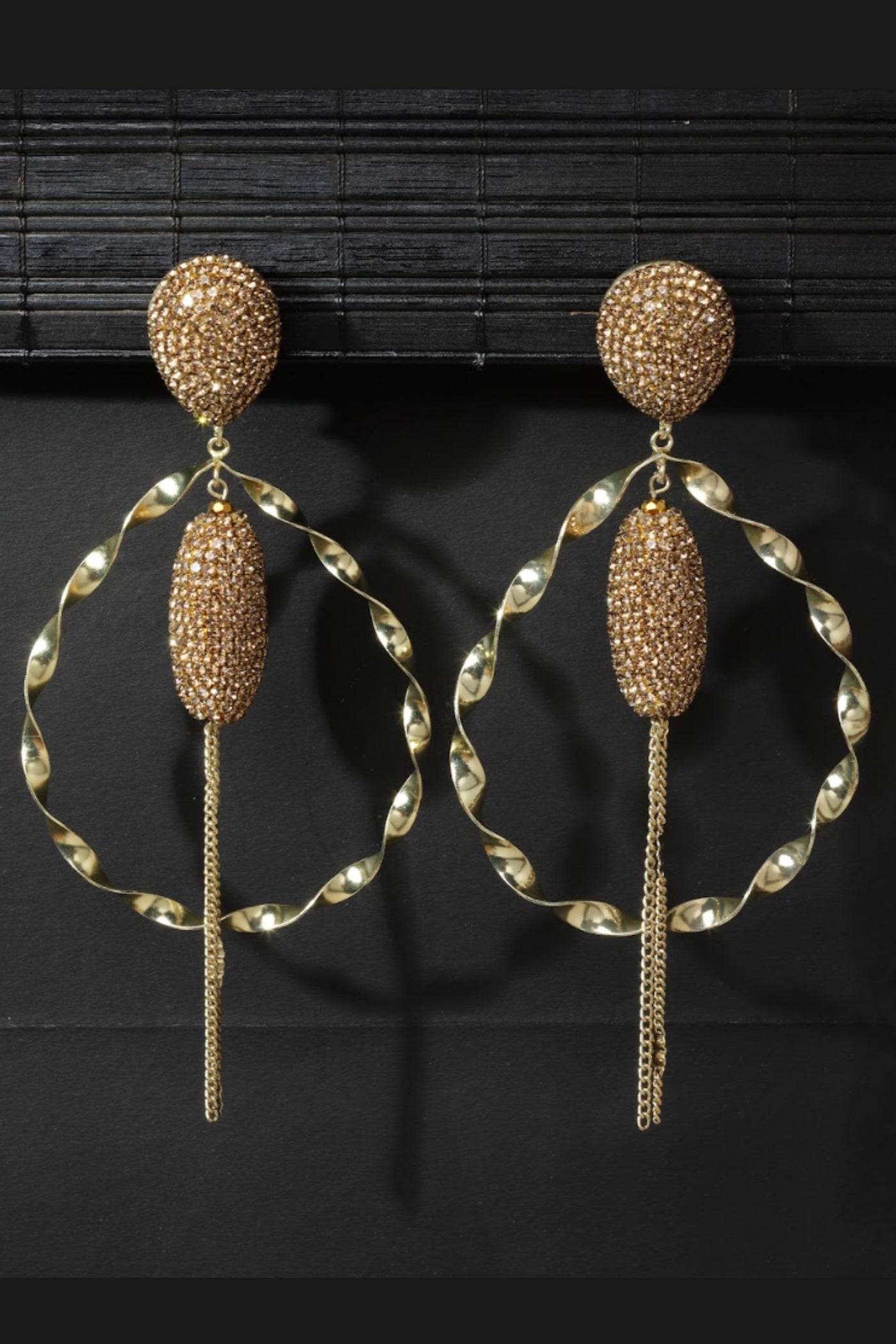 Bijoux by Priya Chandna Twirled hoops Gold jewellery indian designer wear online shopping melange singapore