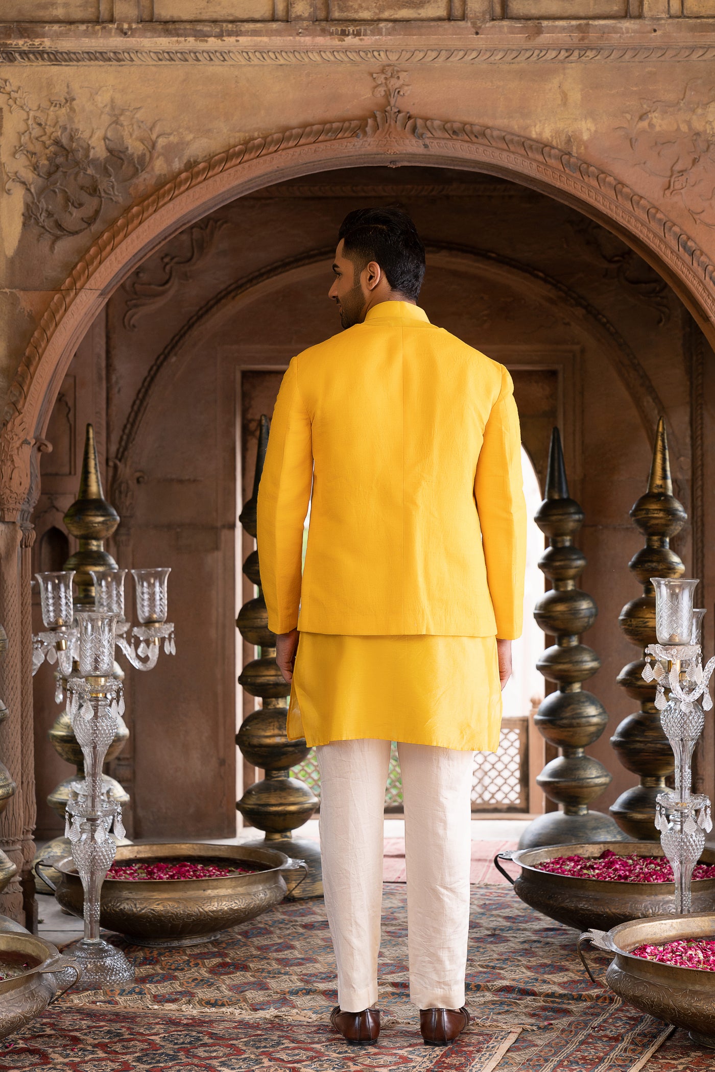 Chavvi Aggarwa Yellow Kurta Set Online Shopping Melange Singapore Indian Designer Wear