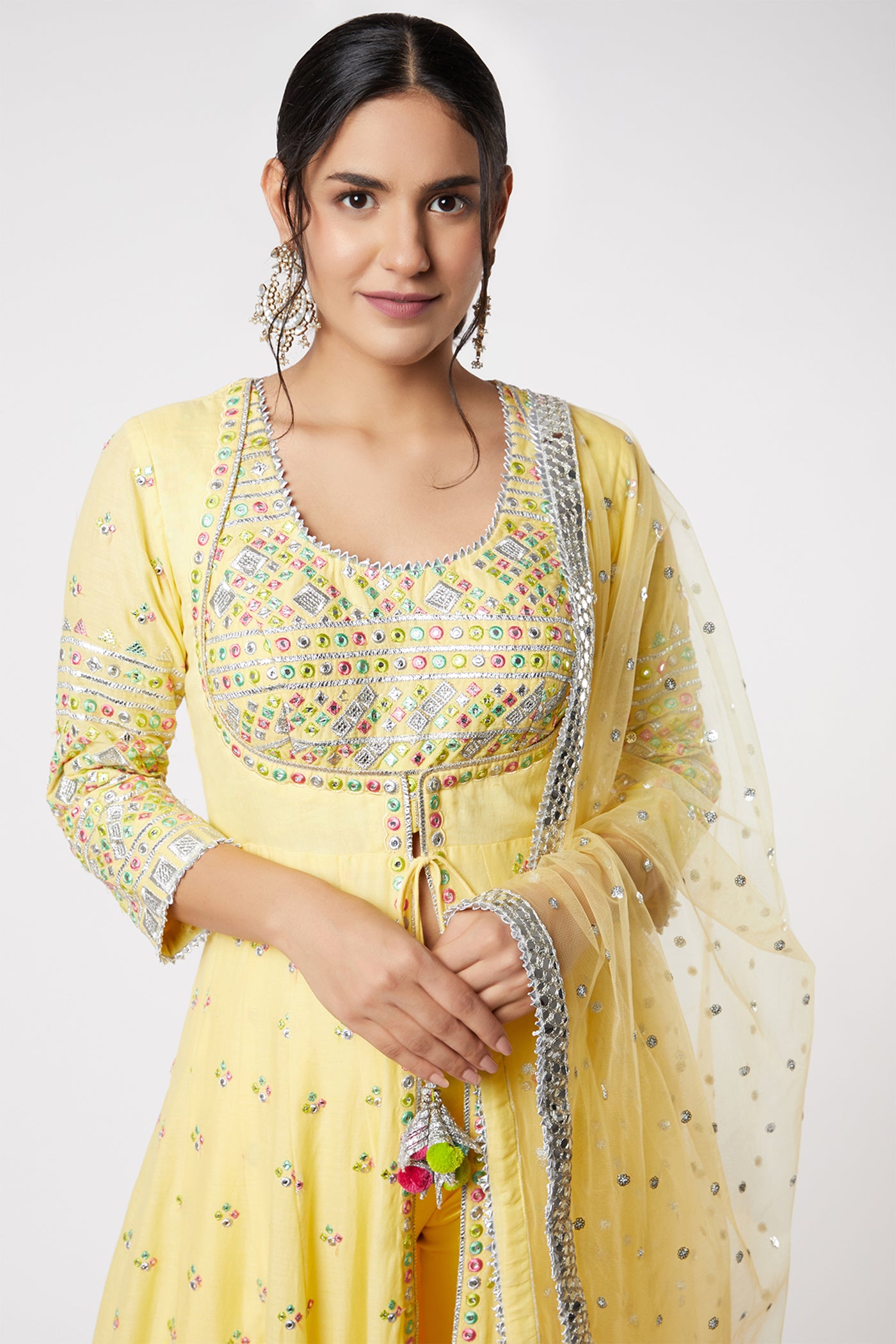 Gopi vaid Noor Mughal AG Set Yellow festive indian designer wear online shopping melange singapore