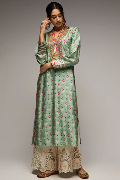 Gopi Vaid Tilla V-neck kurta palazzo indian designer womenswear fashion online shopping melange singapore