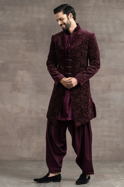 Tarun Tahitliani Etched Velvet Sherwani wine indian designer wear menswear online shopping melange singapore