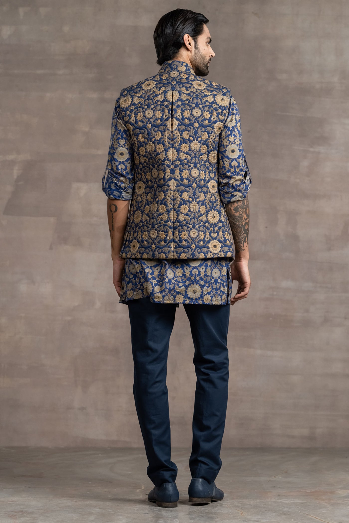 Tarun Tahitliani Floral Printed Asymmetrical Bundi blue indian designer wear menswear online shopping melange singapore