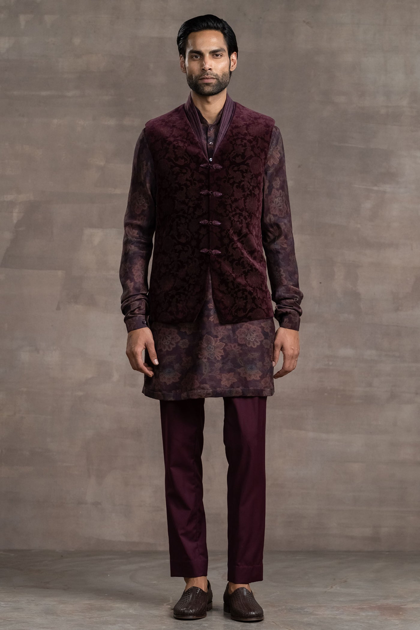 Tarun Tahitliani Etched Velvet Bundi wine indian designer wear menswear online shopping melange singapore