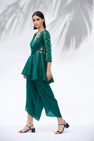 Mandira Wirk Emerald Green Tunic With Dhoti festive indian designer wear online shopping melange singapore
