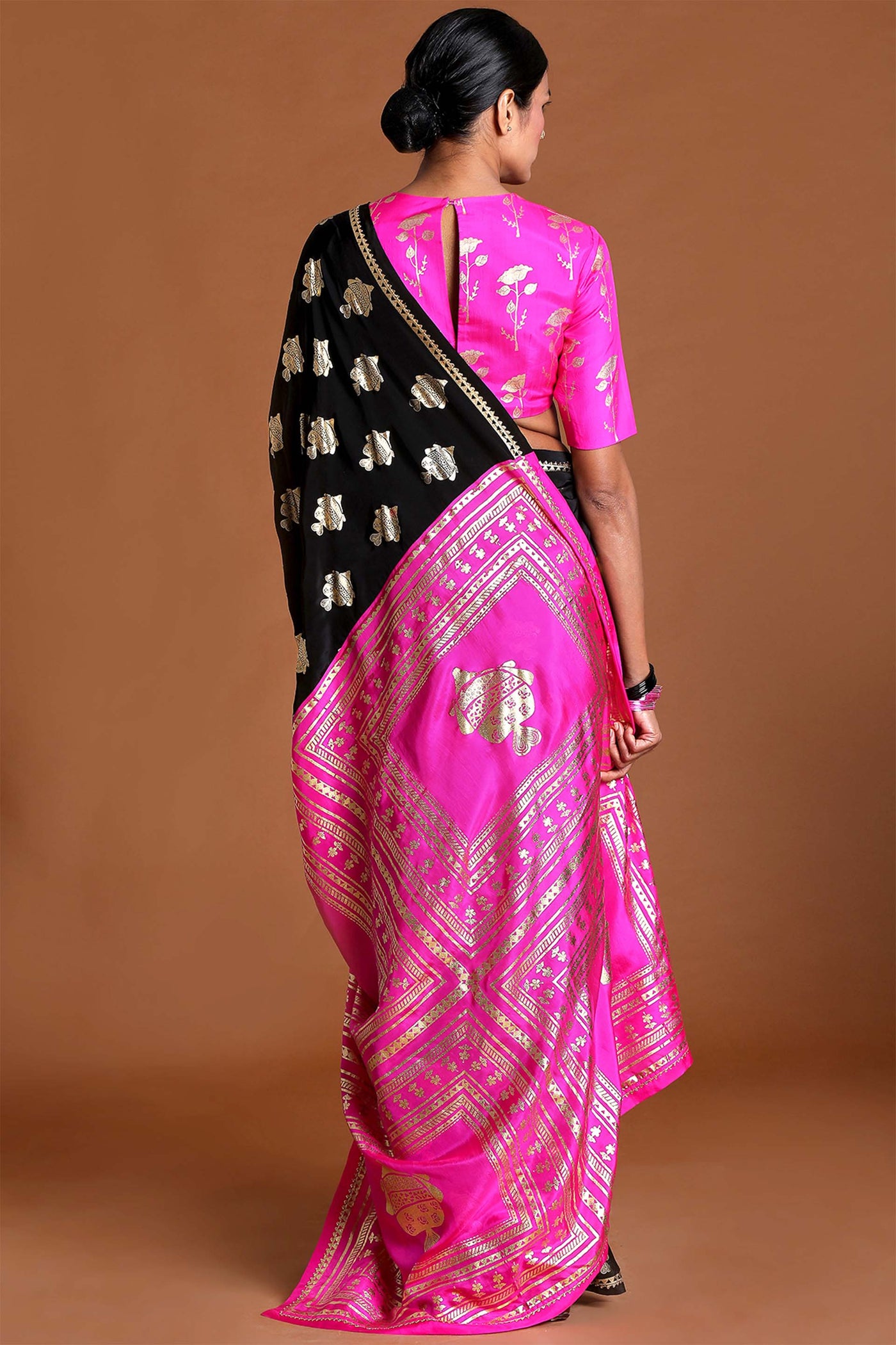 masaba Black Fin Lake Saree pink festive indian designer wear online shopping melange singapore