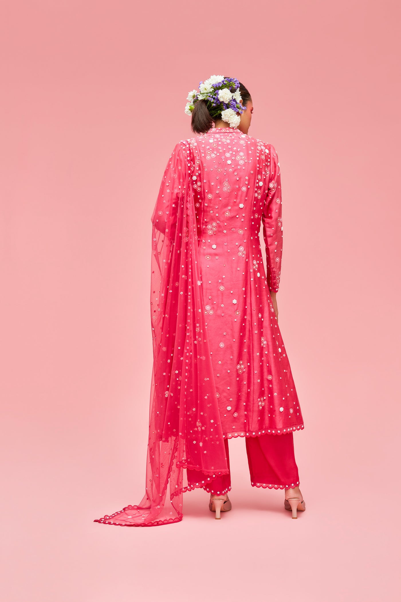 nachiket barve Izmir Embroidered Kalidar Kurta With Slip And Scallop Edge Palazzos And Izmir Tulle Dupatta fuchsia pink festive fusion Indian designer wear online shopping melange singapore