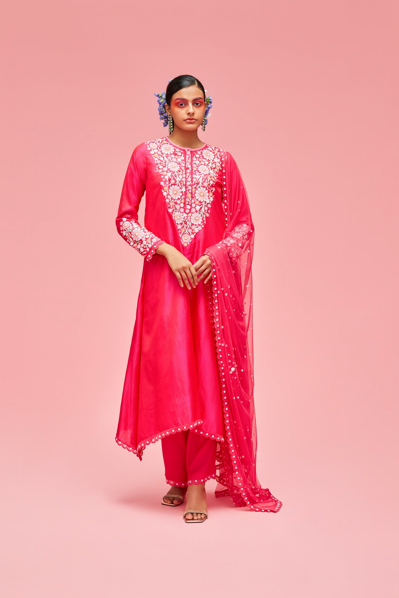 nachiket barve Izmir Embroidered Yoke Trapezium Scallop Edged Silk Kurta With Izmir Tulle Dupatta And Scallop Edge Palazzos fuchsia pink festive fusion Indian designer wear online shopping melange singapore