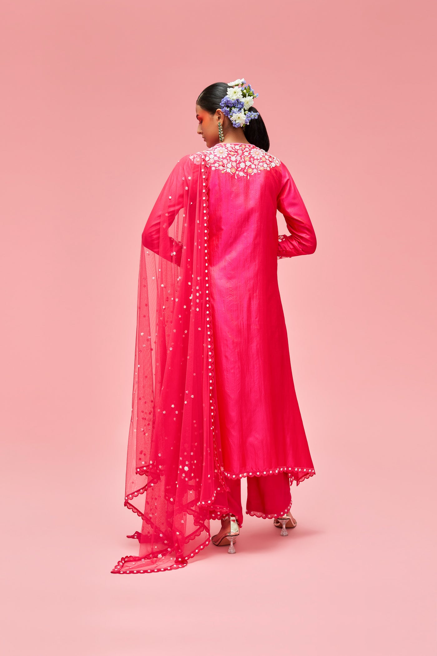 nachiket barve Izmir Embroidered Yoke Trapezium Scallop Edged Silk Kurta With Izmir Tulle Dupatta And Scallop Edge Palazzos fuchsia pink festive fusion Indian designer wear online shopping melange singapore