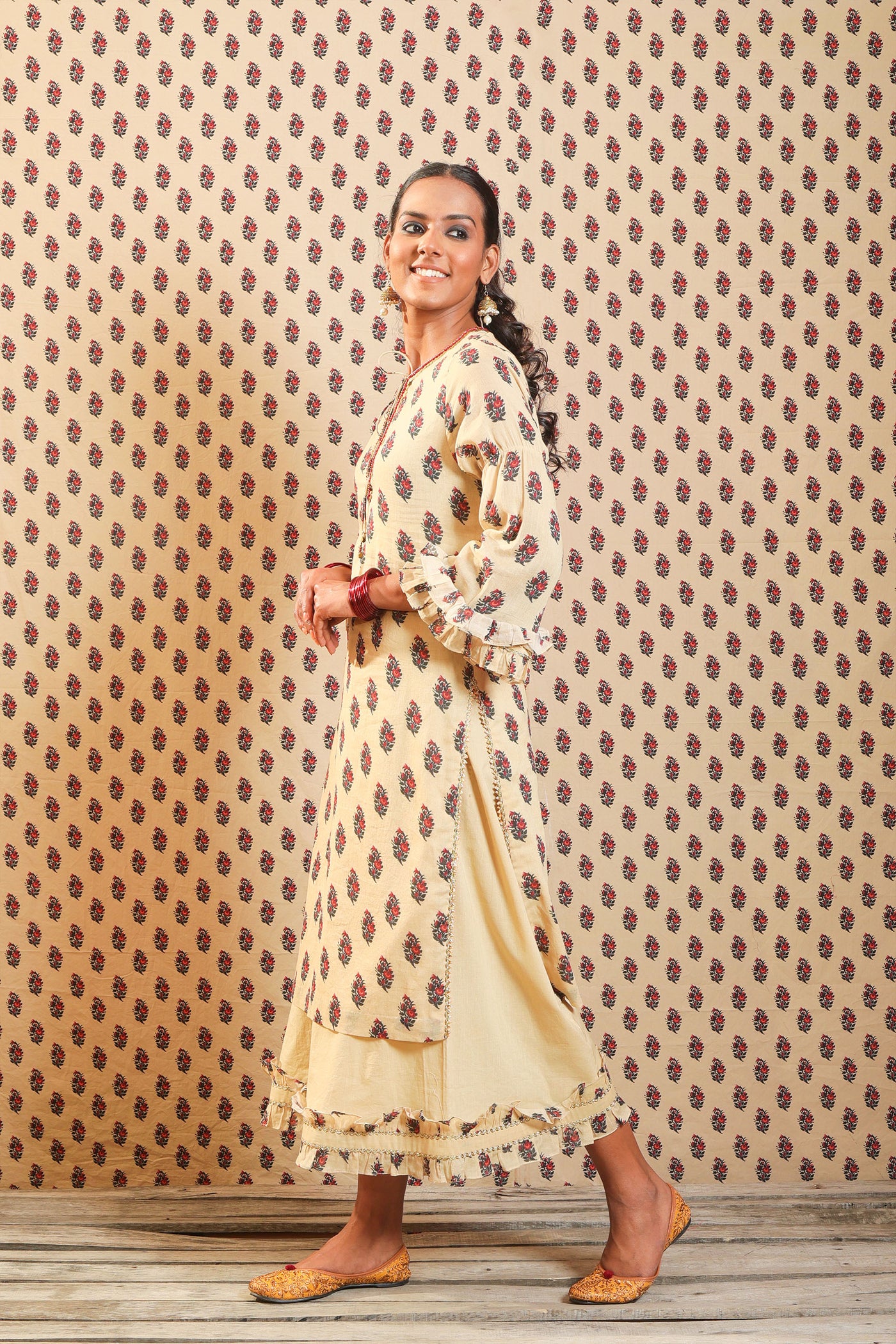 Nikasha Beige Soft Cotton Kurta Set In Gulab Guldasta Print festive Indian designer wear online shopping melange singapore