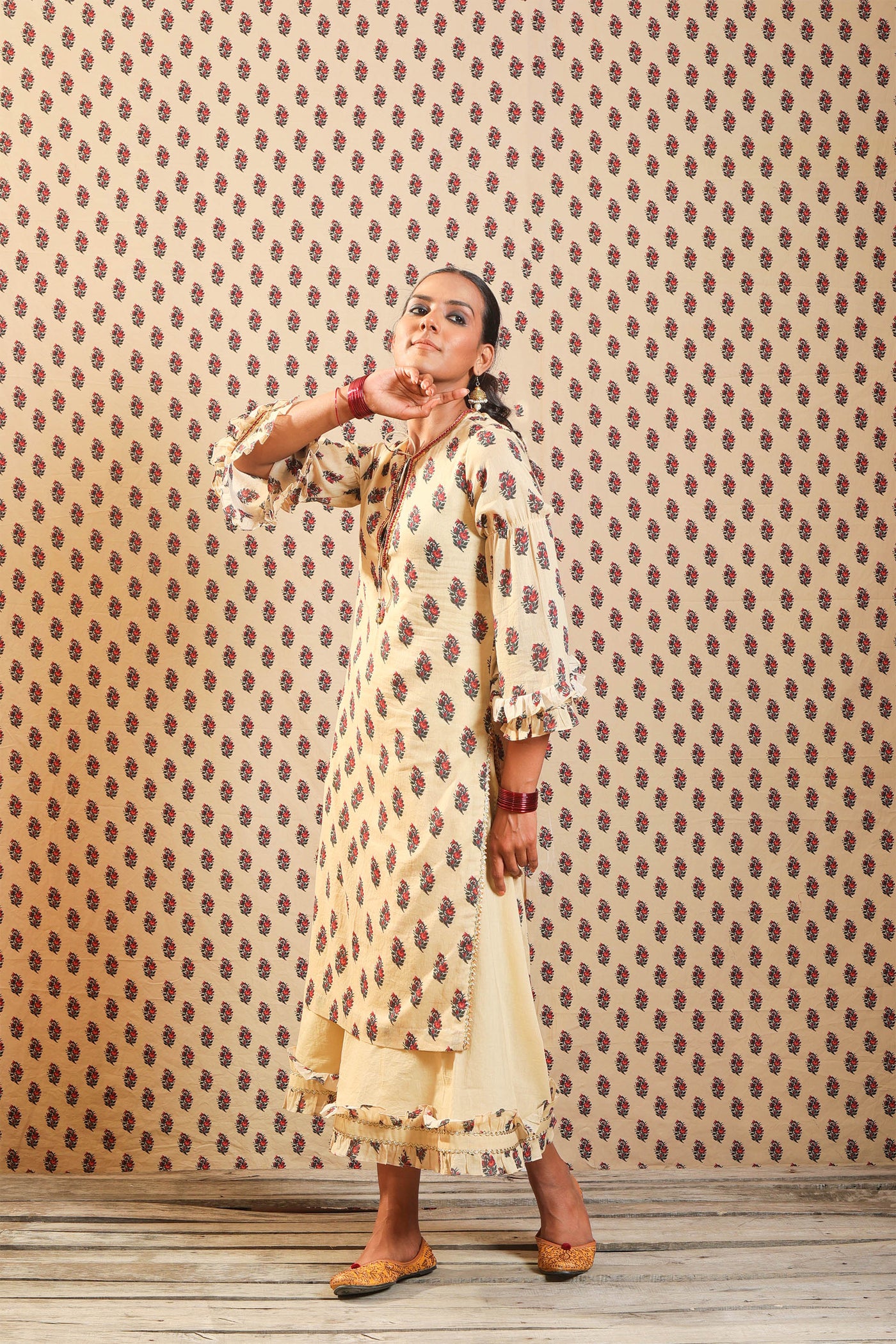 Nikasha Beige Soft Cotton Kurta Set In Gulab Guldasta Print festive Indian designer wear online shopping melange singapore