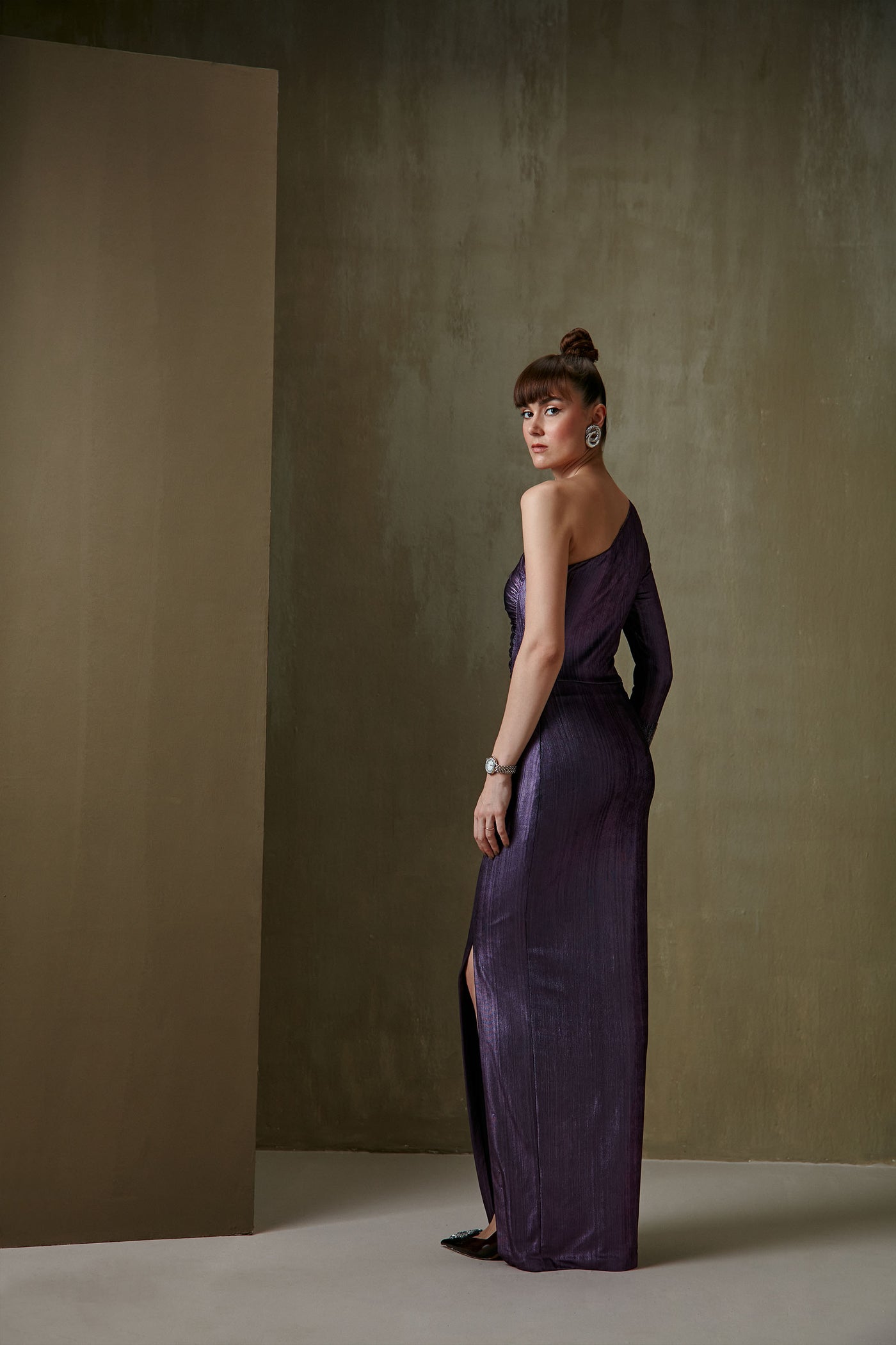 Namrata Joshipura Chain Streak One Off Shoulder Gown metallic purple indian designer fashion online shopping melange singapore