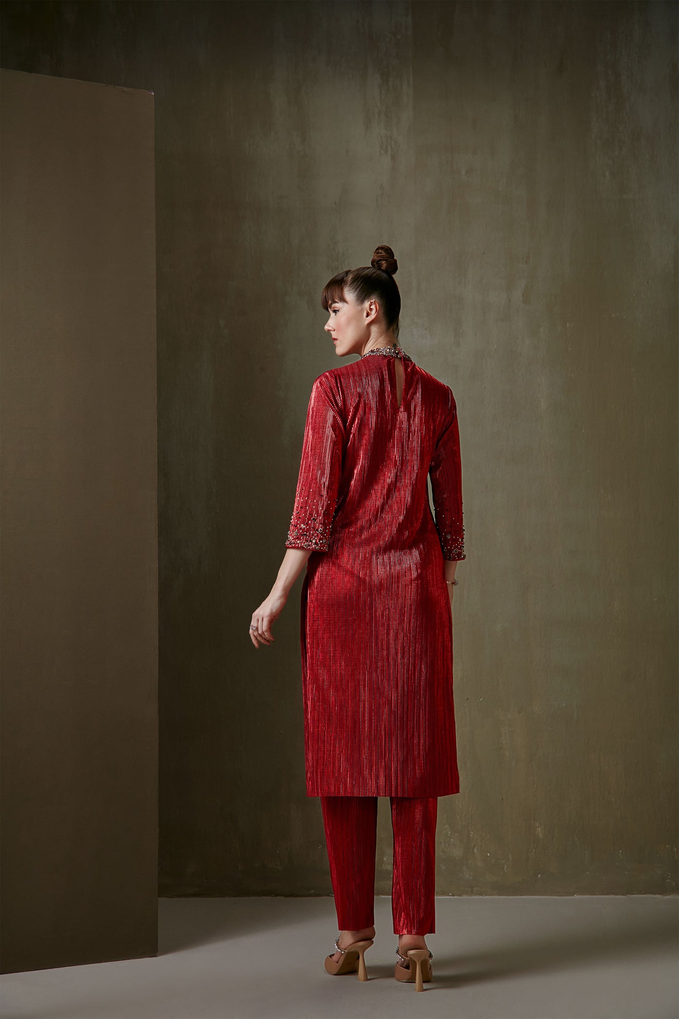 Namrata Joshipura Jewel Cluster Straight Set red indian designer fashion online shopping melange singapore