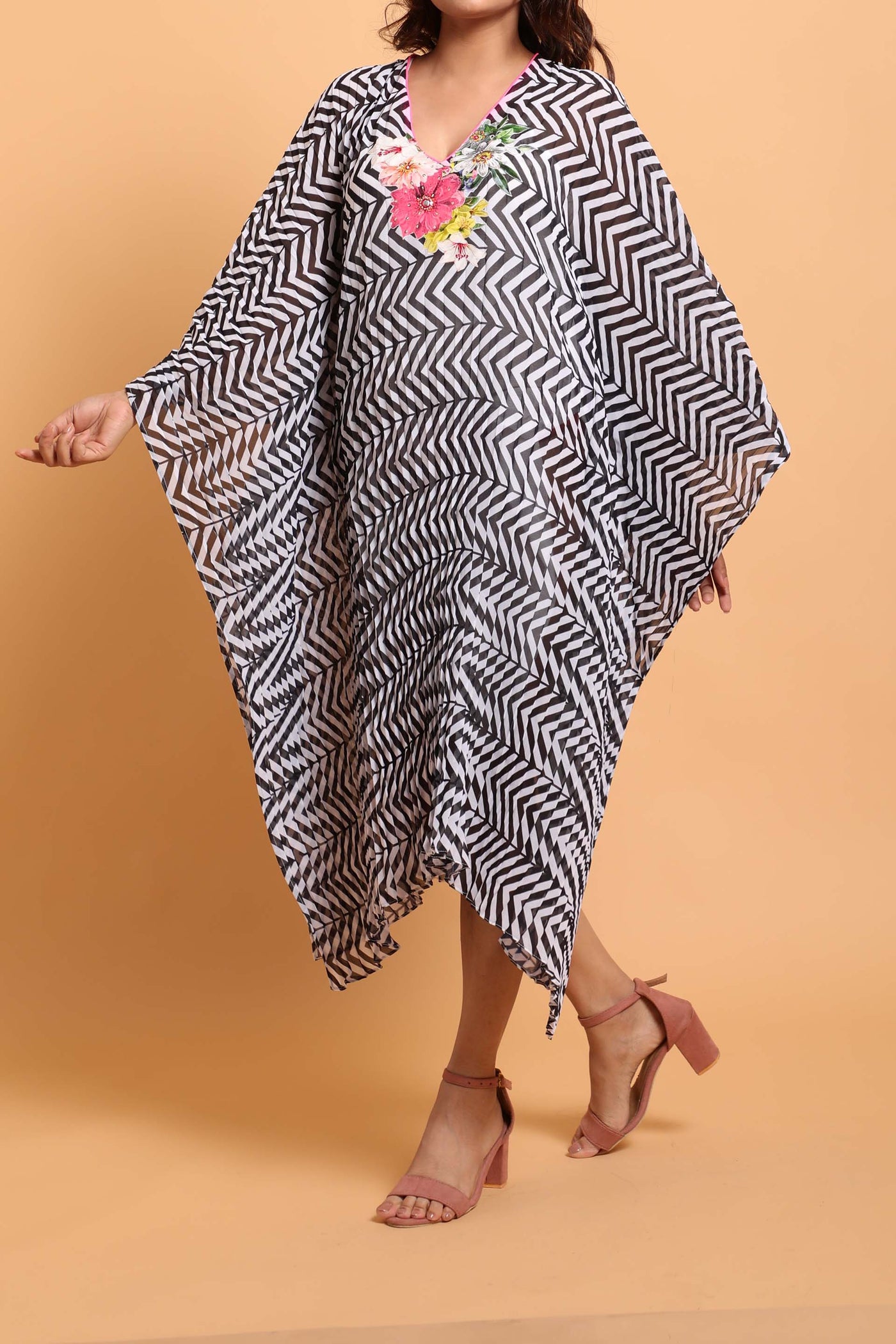 Nikasha Black and white chevron loose georgette kaftan with hand embroidered floral applique on the neck fusion resort casual indian designer wear online shopping melange singapore