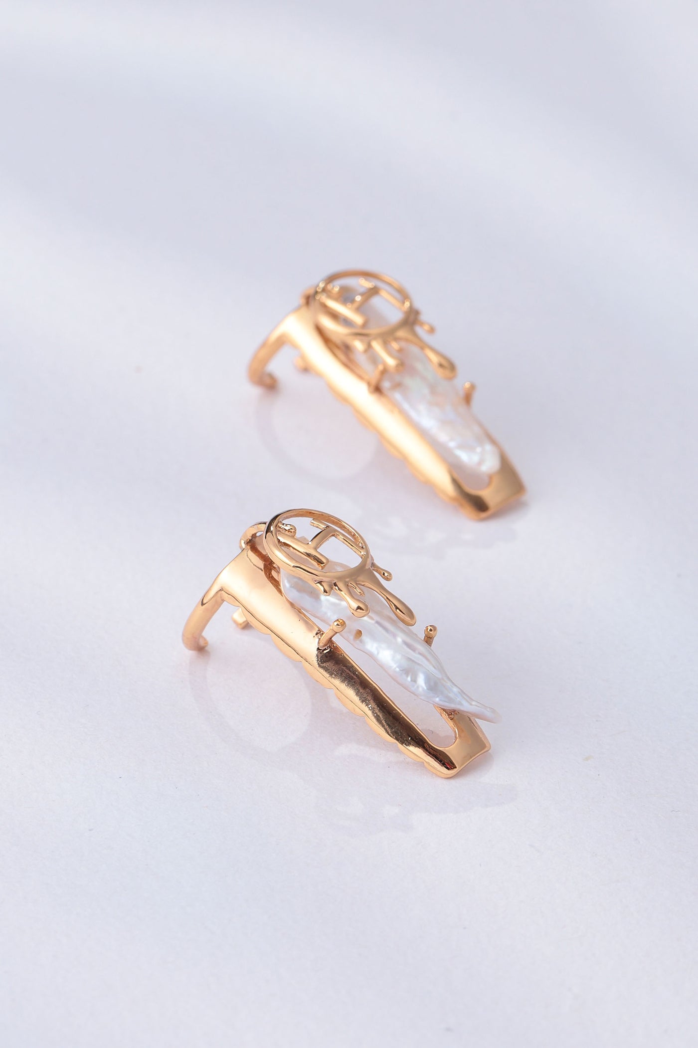 Outhouse Drip Oh Pearl Fingertip Ring In Gold designer jewellery fashion online shopping melange singapore