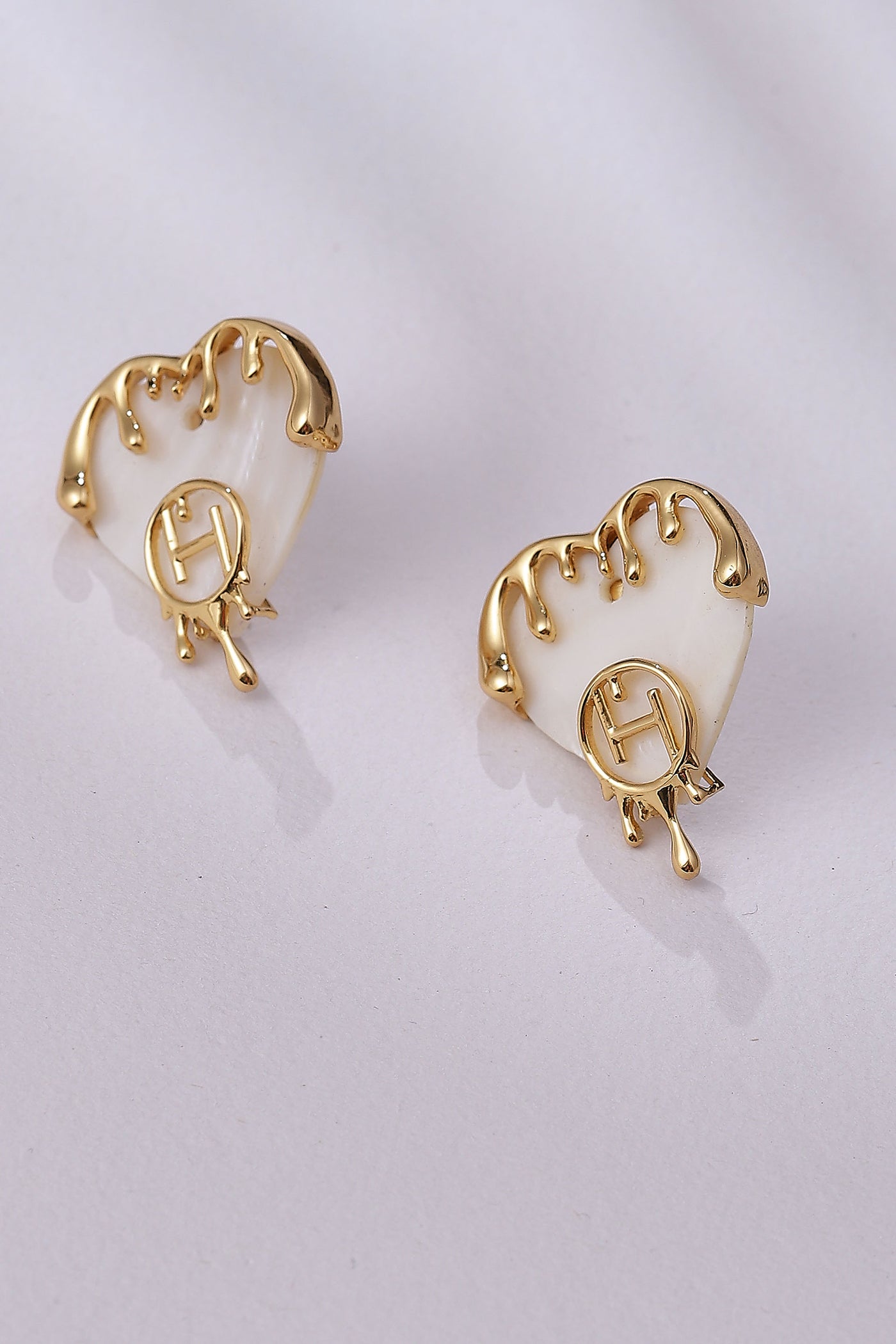 Outhouse Drip Oh Wild Heart Shell Mini Earrings designer jewellery fashion online shopping melange singapore