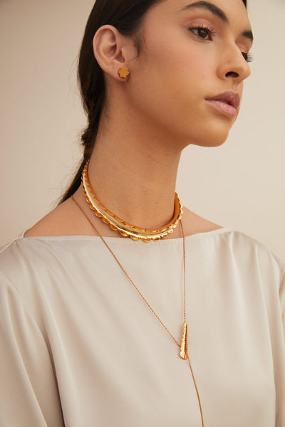 Outhouse jewellery OH Poppi Scallop Choker gold online shopping melange singapore indian designer wear