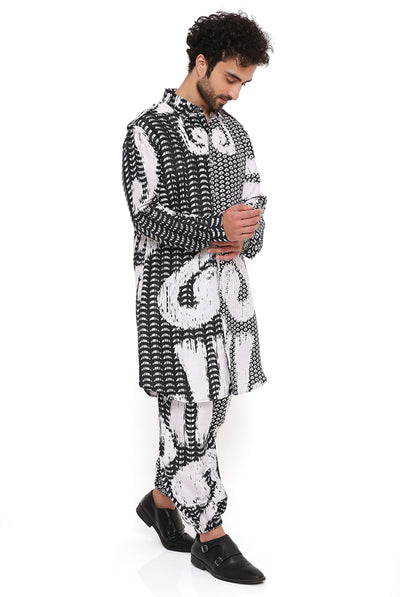 payal singhal menswear Black & White Uzbek Print Dupion Silk Pathani Kurta With Jogger Pants festive indian designer wear online shopping melange singapore