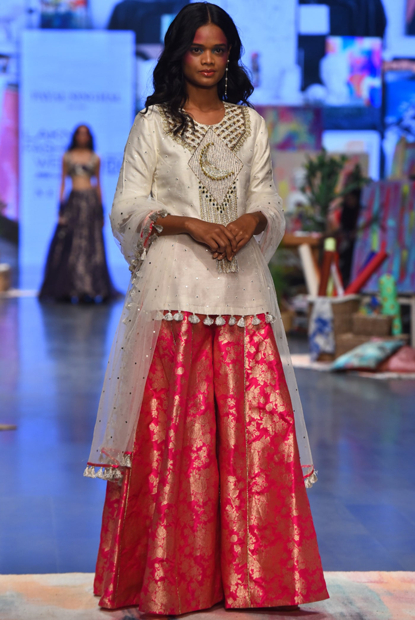 payal singhal Amaya Off White Abla Silk Embroidered Kurta With Hot Pink Brocade Sharara And Off White Dupatta festive indian designer wear online shopping melange singapore
