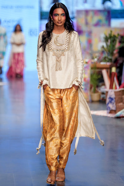 payal singhal ChaanTara Off White Abla Silk Embroidered High Low Kurta With Mustard Brocade Constructed Pants festive fusion indian designer wear online shopping melange singapore