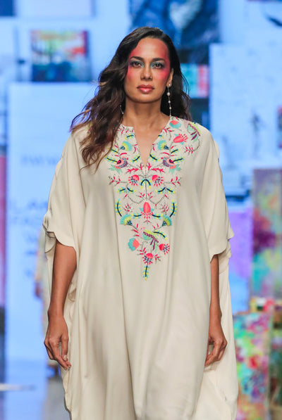 payal singhal Kara Stone Crepe Embroidered Jumpsuit With Scalloped Edges indian designer wear online shopping melange singapore