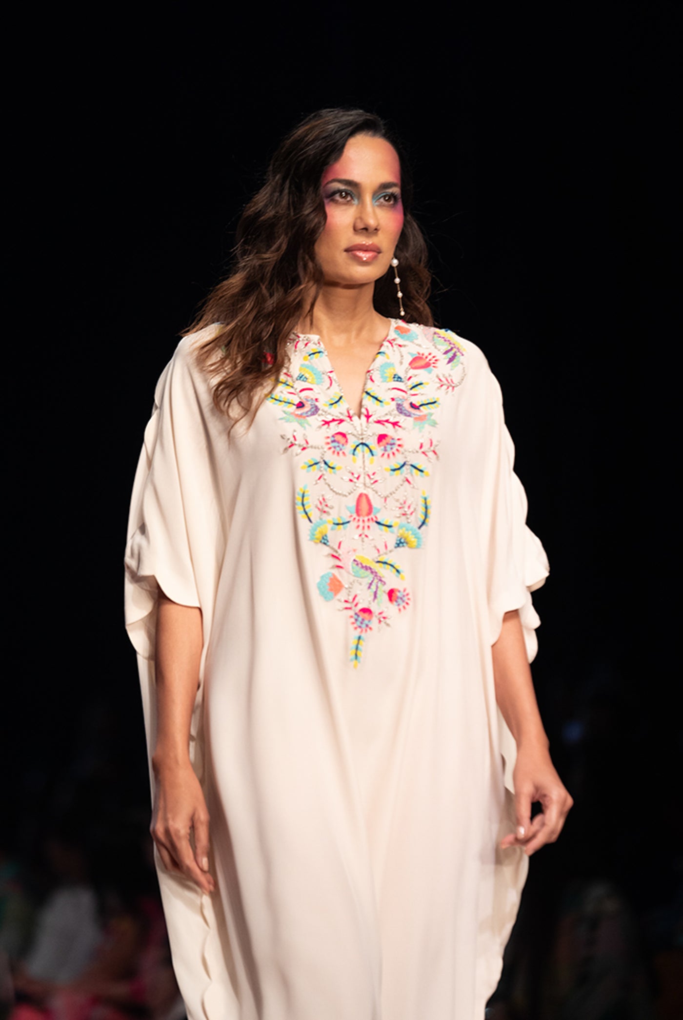 payal singhal Kara Stone Crepe Embroidered Jumpsuit With Scalloped Edges indian designer wear online shopping melange singapore