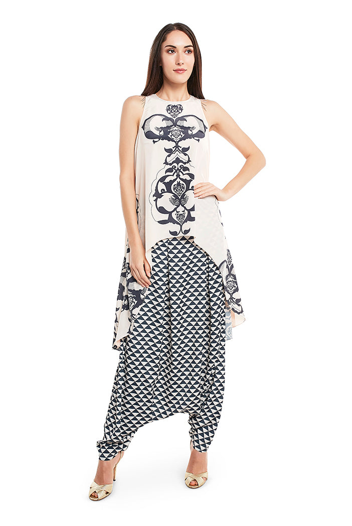 Payal Singhal - Printed Kurta With Low Crotch Pants - Melange Singapore - Indian Designer Wear Online Shopping