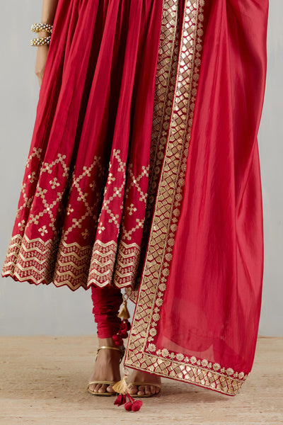 Punit Balana Red Strappy Heavy Anarkali With Organza Silk Dupatta red festive indian designer wear online shopping melange singapore