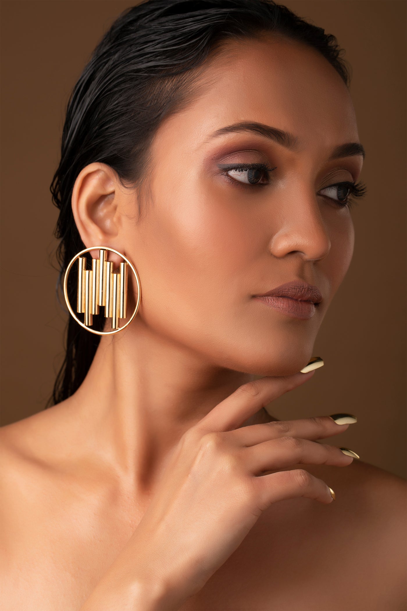Ruhhette Pipe in circle earring gold fashion jewellery online shopping melange singapore indian designer wear