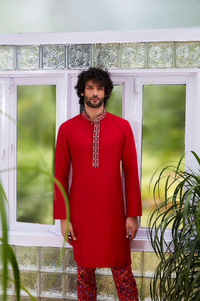 sva by sonam and paras modi SVA Solid Red Kurta With Embroidered Collar And Pants Festive fusion Indian designer wear online shopping melange singapore indian designer wear