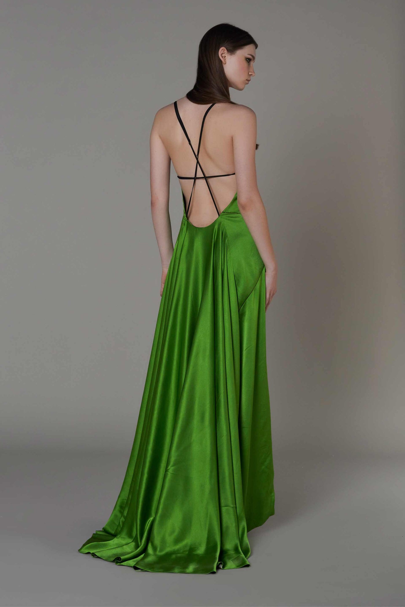 saaksha and kinni Asymmetric Gown With Exaggerated Trail And Belt green western indian designer wear online shopping melange singapore