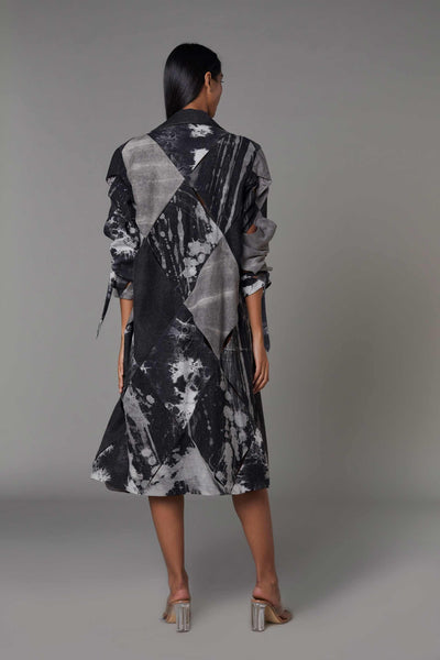saaksha and kinni Diamond Shape Cut Patchwork Coat With Belted Sleeves black grey western indian designer wear melange singapore