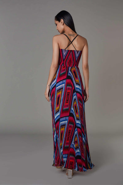 saaksha and kinni Micro Pleated Diamond Print Maxi Dress pink blue western indian designer wear online shopping melange singapore