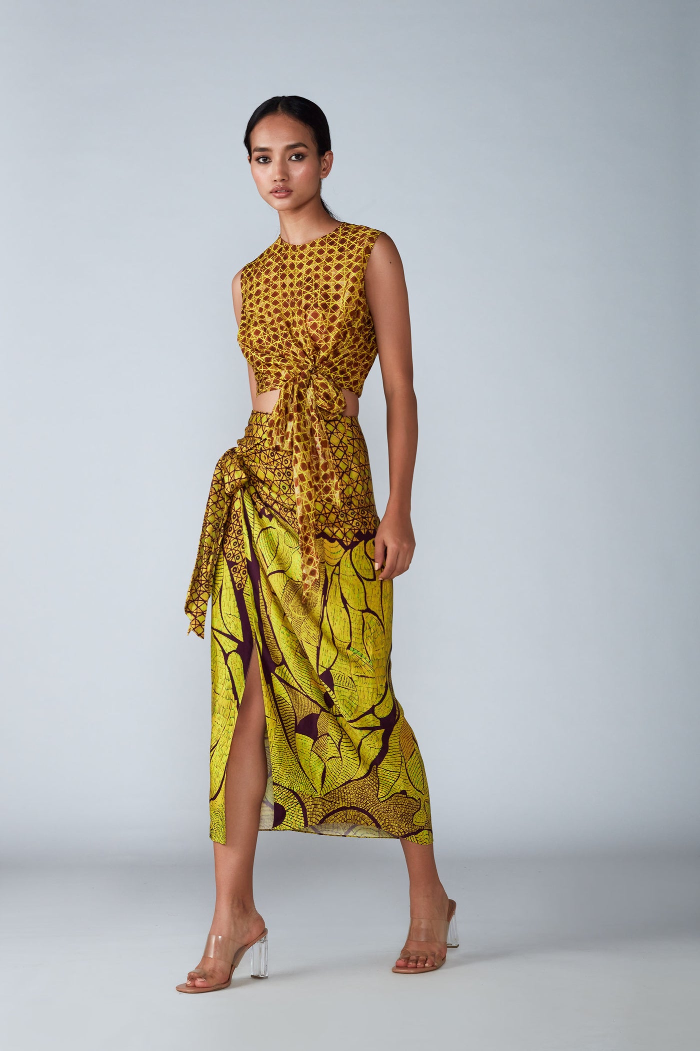 Saaksha and Kinni Grid Print Cropped Sleeveless Blouse With Knot Detailing western indian designer womenswear fashion online shopping melange singapore