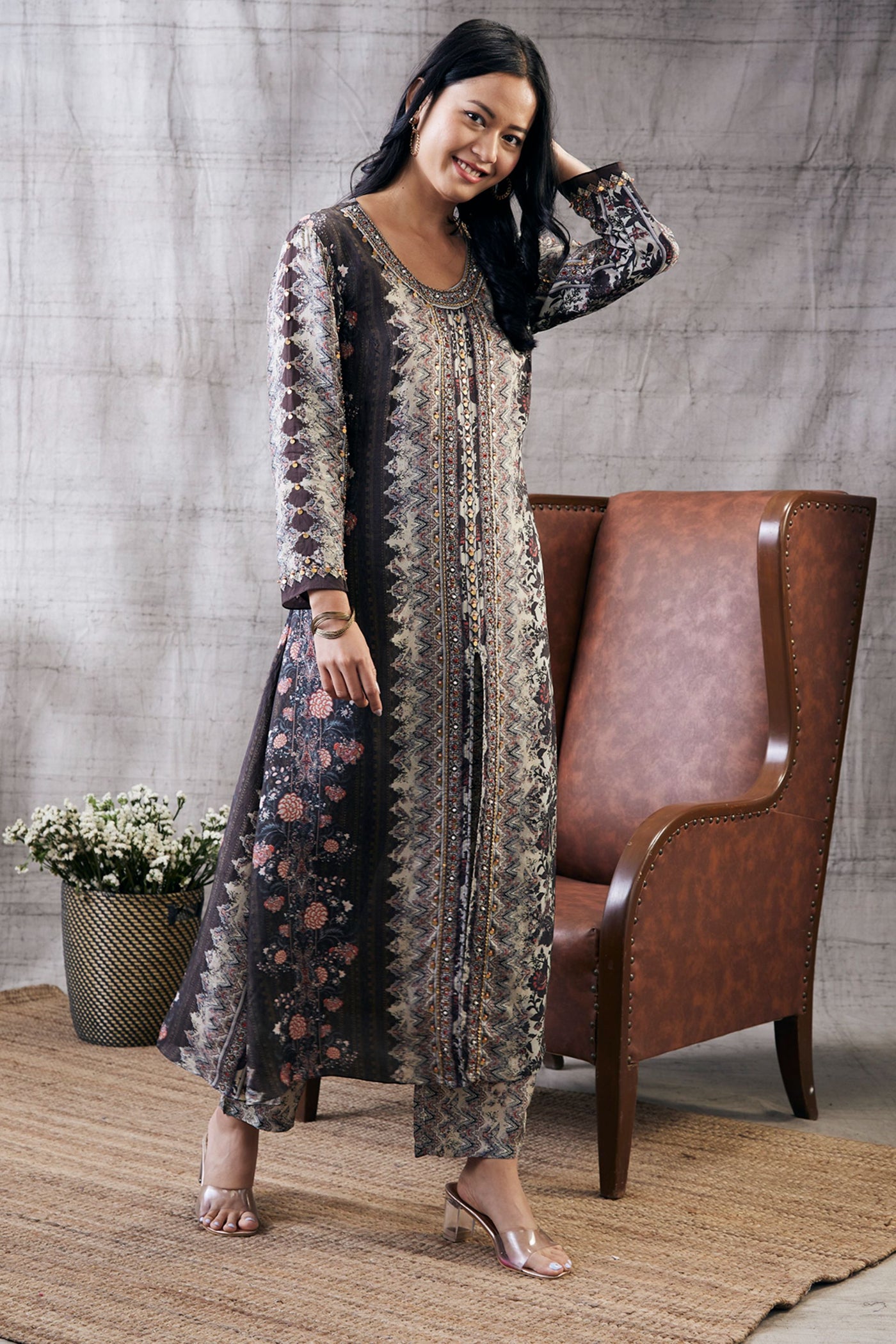 Sougat Paul Dilara Embroidered Kurta Set Indian designer wear online shopping melange singapore