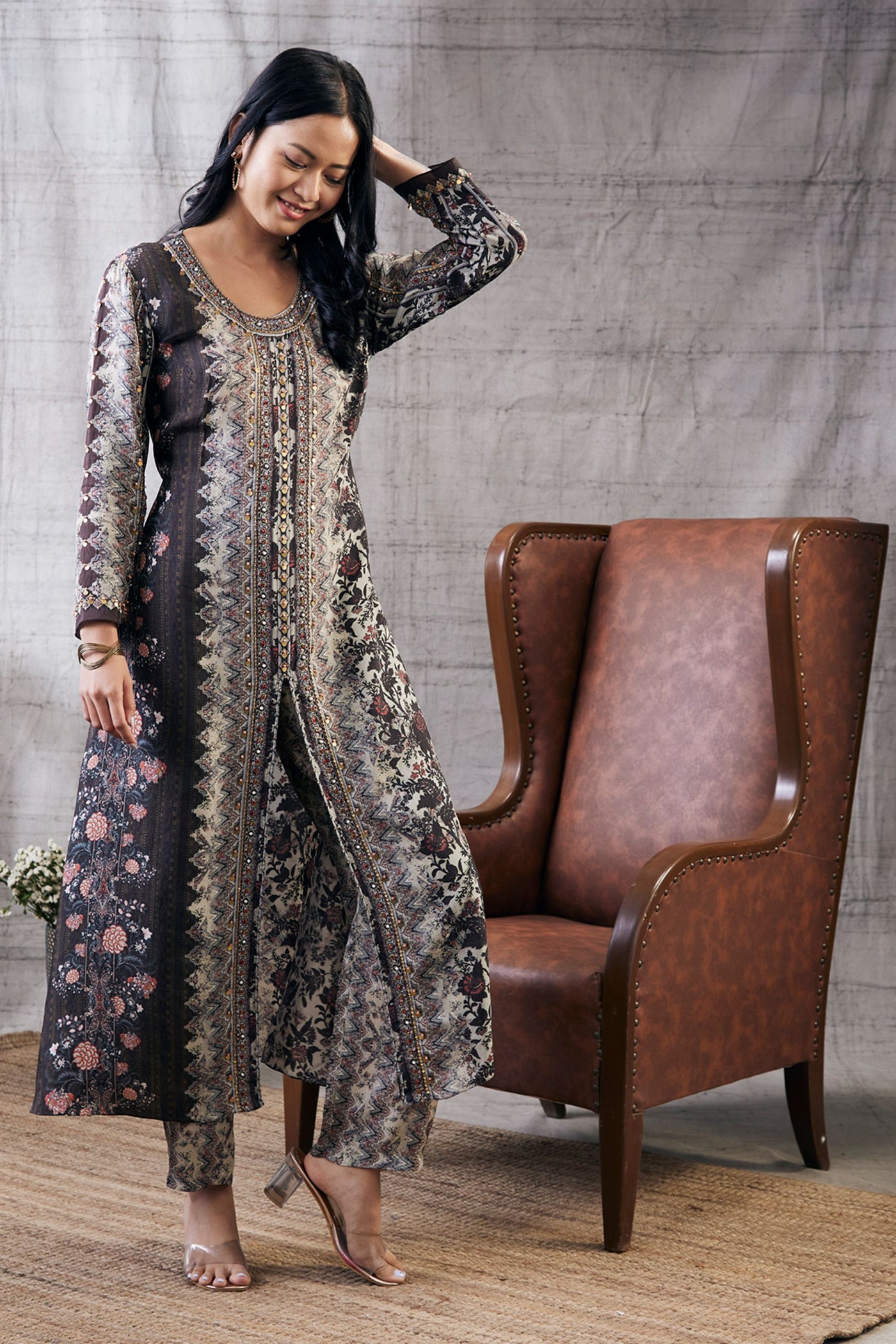 Sougat Paul Dilara Embroidered Kurta Set Indian designer wear online shopping melange singapore