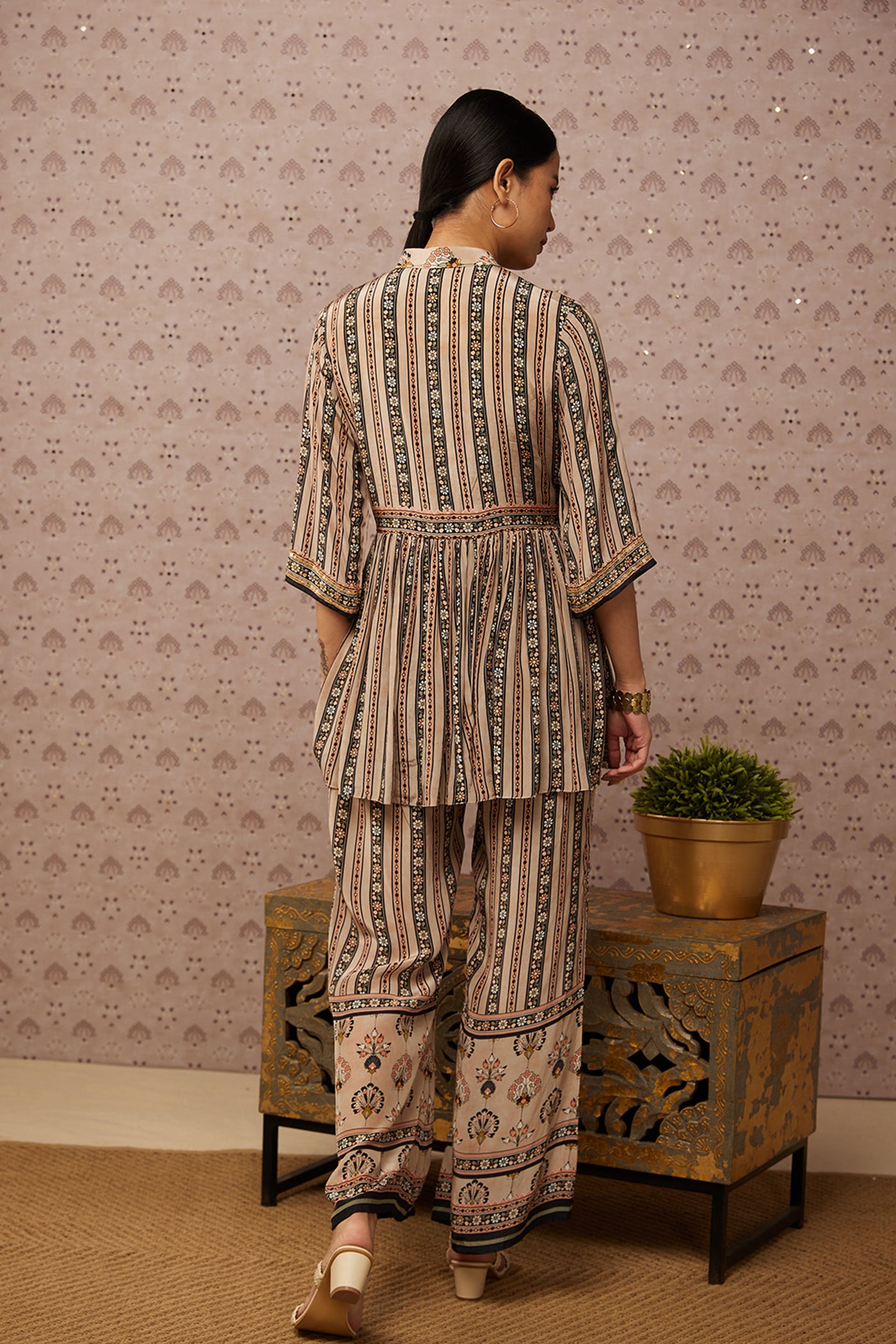 Sougat Paul Sarouk Embroidered Kurta Set western indian designer womenswear fashion online shopping melange singapore