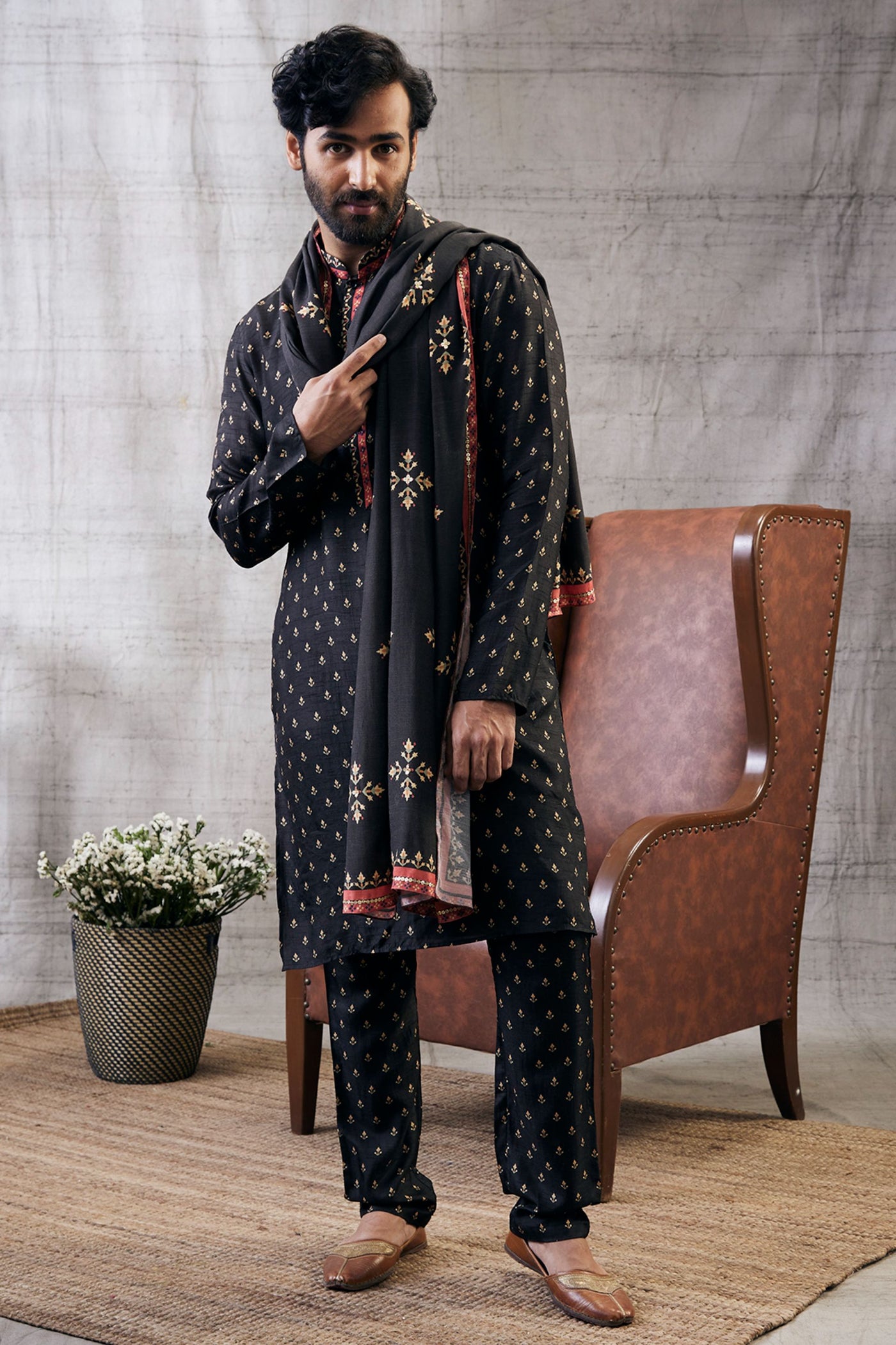 Sougat Paul Menswear Zahra printed kurta set with shawl Indian designer wear online shopping melange singapore