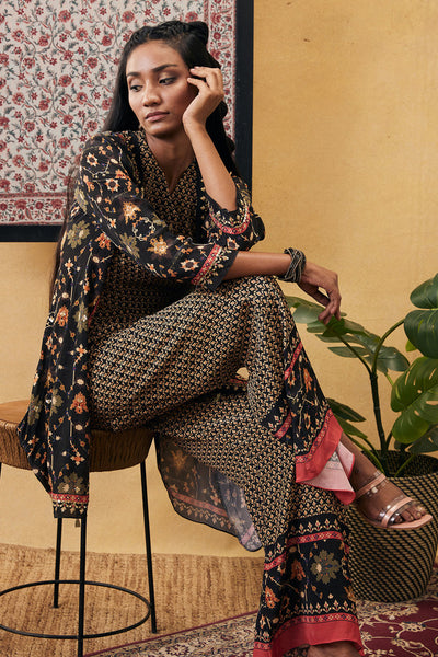 sougat paul Zahra Embroidered Co-ord Set With Jacket black online shopping melange singapore indian designer wear