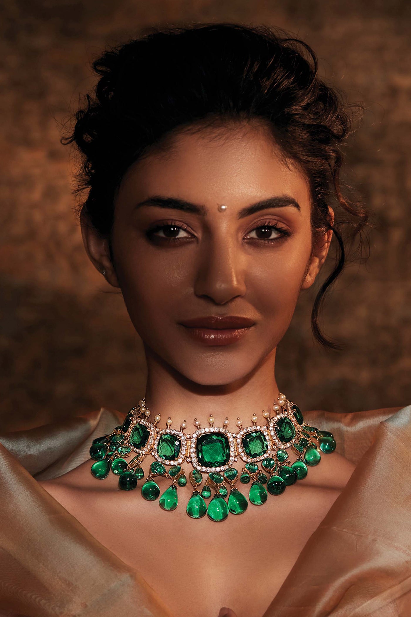 Tarun Tahiliani Statement Necklace With Drop Detailing emerald fashion jewellery indian designer wear online shopping melange singapore